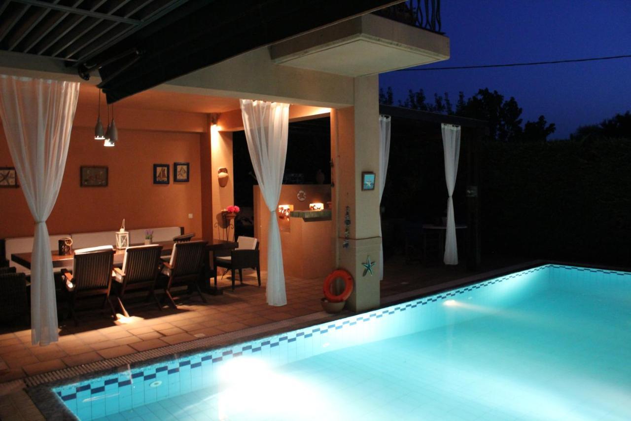 4-Seasons Pool Villa Near Meteora Трикала Экстерьер фото